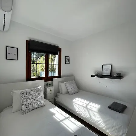 Beautiful Town House, Morairia *